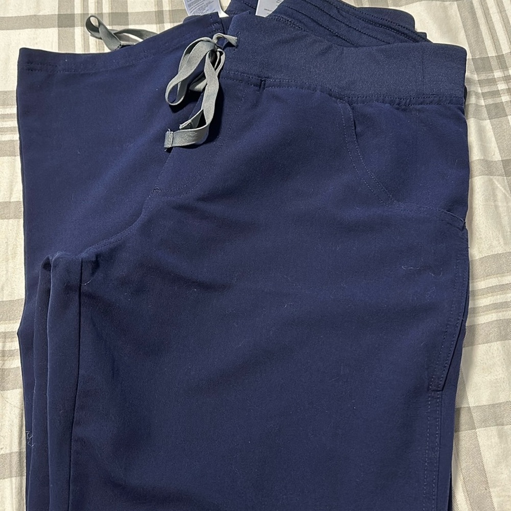 Figs Kade Cargo Scrub Pants Sz Medium Petite